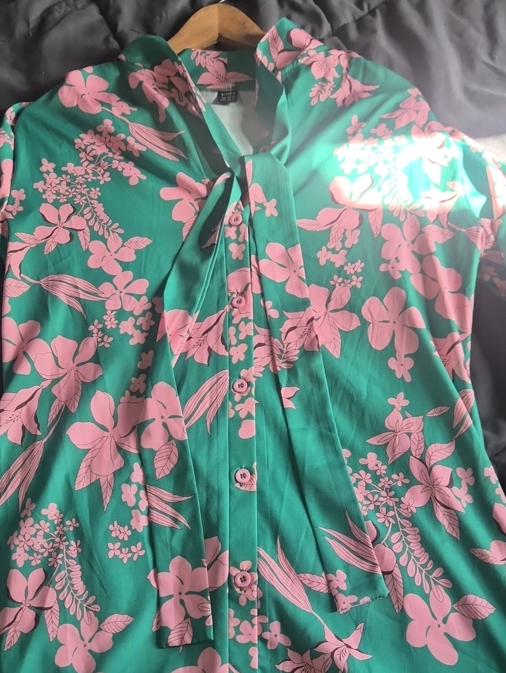 SHEIN Green Dress with Pink Floral Print and Tie Detail Super Cute.
